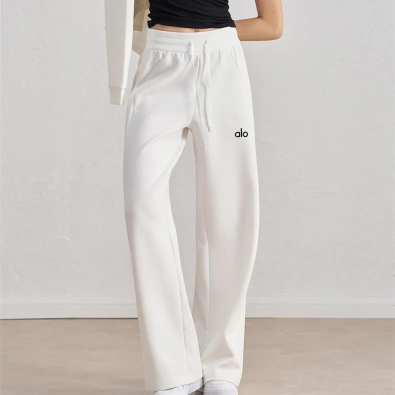 WIDE LEG SWEATPANTS
