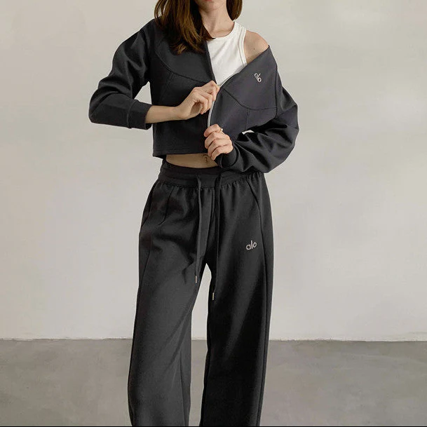 CROPPED ZIP LOUNGE SET