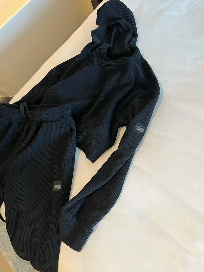 CORDUROY TWO PIECE LOUNGE SET